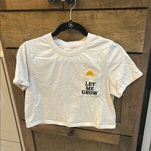 Cropped Graphic Tee Recycle Threads